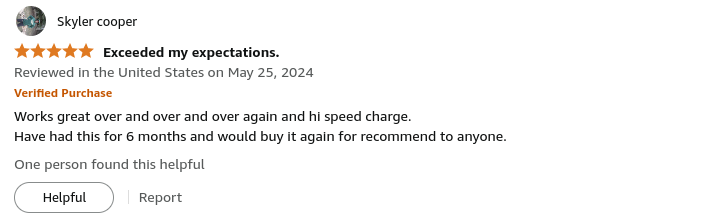A photo showcasing a customer review highlighting its long-lasting performance and high-speed charging capabilities. The reviewer expresses satisfaction with the product and recommends it to others.